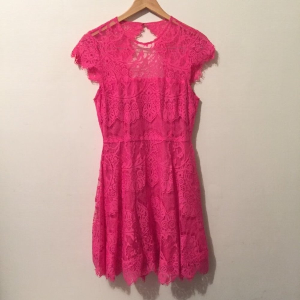 BB DAKOTA Jayce Lace Sheath Cocktail Dress